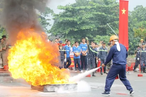 Huấn luyện phòng cháy chữa cháy và an toàn hóa chất cho doanh nghiệp